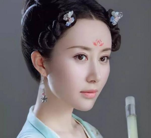 整容失敗?有些女明星的鼻子,真的可以用來呼吸嗎? 整容失敗?有些女明星的鼻子,真的可以用來呼吸嗎?