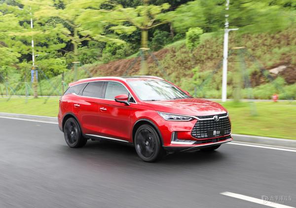 4.4s破百，帶刀片電池！2021款唐EV變化有多大？老車主都羨慕了