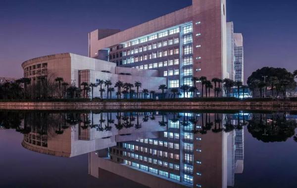 1982年,超齡10歲的錢偉長要當大學校長,鄧小平:他不受年齡限制 1982年,超齡10歲的錢偉長要當大學校長,鄧小平:他不受年齡限制