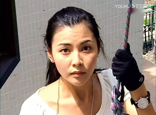 不穿華服,不化濃妝,TVB“警花”們或英氣或高冷,個個是經典 不穿華服,不化濃妝,TVB“警花”們或英氣或高冷,個個是經典