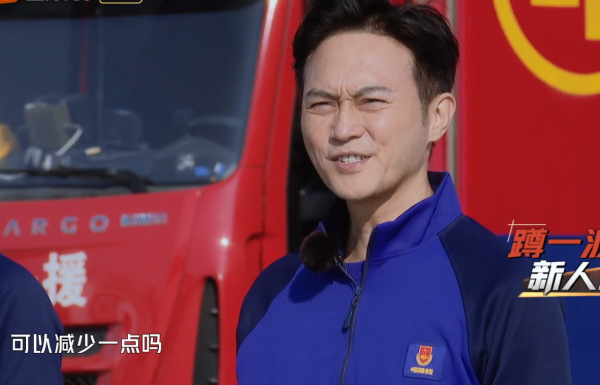 同樣進火場救人,李承鉉張晉大不同,陳小春最有人情味和講義氣 同樣進火場救人,李承鉉張晉大不同,陳小春最有人情味和講義氣