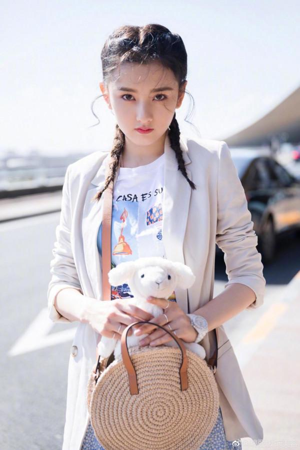 這7位童星五官等比例放大,有人一直好看,有人卻醜了 這7位童星五官等比例放大,有人一直好看,有人卻醜了