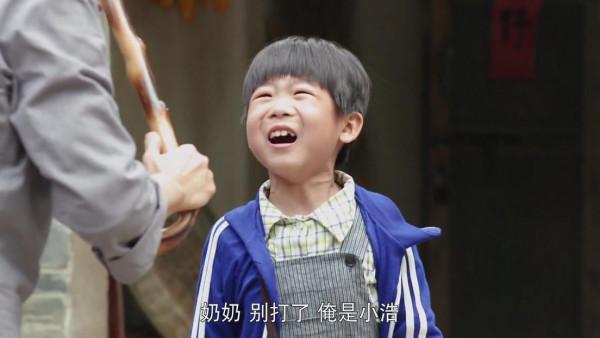 被當成搖錢樹的童星,鄧鳴賀去世時僅9歲,紀寶如被家人囚禁 被當成搖錢樹的童星,鄧鳴賀去世時僅9歲,紀寶如被家人囚禁