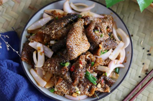 水產市場碰上它,我從不手軟,一買好幾斤,都是膠原蛋白,好吃 水產市場碰上它,我從不手軟,一買好幾斤,都是膠原蛋白,好吃