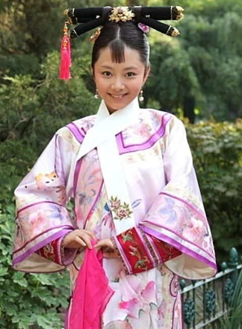 《甄嬛傳》播出10年演員變化大:女主顏值暴跌,女配卻成一線明星 《甄嬛傳》播出10年演員變化大:女主顏值暴跌,女配卻成一線明星