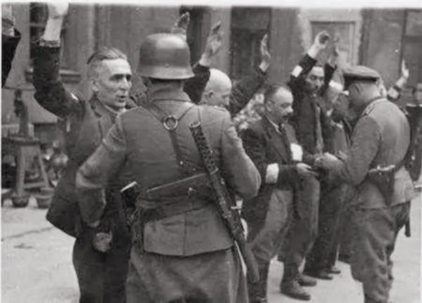 水廠投毒，毒死600萬德國人：一個猶太青年的驚天覆仇計劃