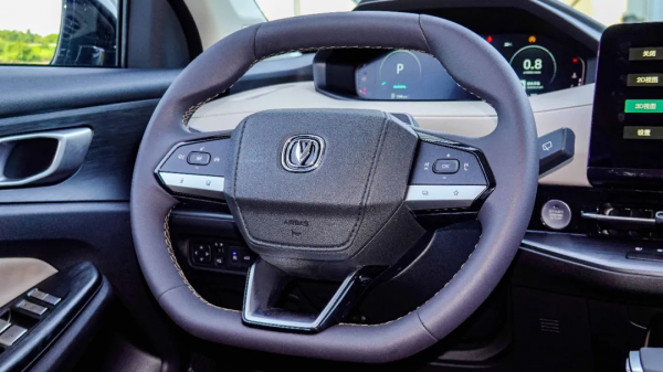 這臺10萬級精品SUV號稱“合資終結者”,如今更具旗艦氣場 這臺10萬級精品SUV號稱“合資終結者”,如今更具旗艦氣場