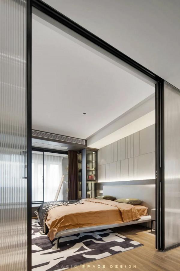 180㎡現代主義，安靜舒適的設計，令人輕鬆愜意