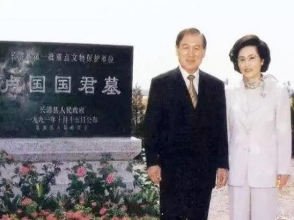 有哪些外國領導人是華裔?他們對中國態度如何?可曾回來祭祖過? 有哪些外國領導人是華裔?他們對中國態度如何?可曾回來祭祖過?