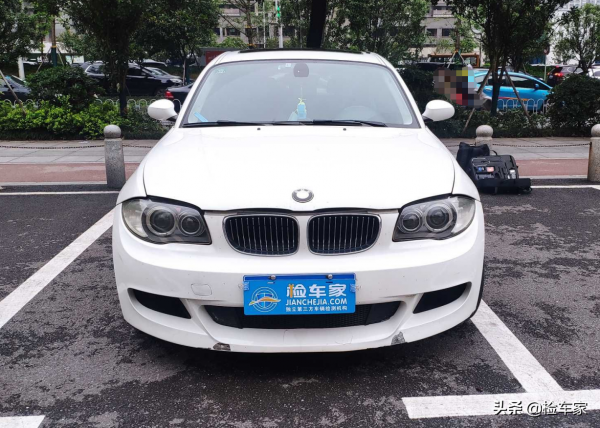 活久見,兩廂車配6缸發動機!9萬買輛曾經50萬的寶馬1系值不值? 活久見,兩廂車配6缸發動機!9萬買輛曾經50萬的寶馬1系值不值?