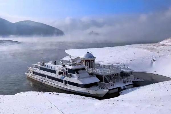 賞霧凇只有霧凇島嗎？其實還有一個不花錢的觀賞地～松花湖