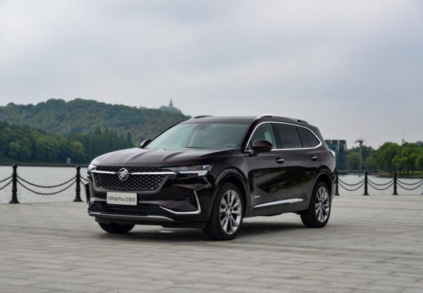 別克昂科威Plus艾維亞 七座版，尺寸有著明顯增加，更沉穩、大氣