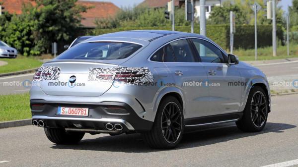 部分配置提升 賓士新款GLE Coupe低偽裝路試諜照報告 部分配置提升 賓士新款GLE Coupe低偽裝路試諜照報告