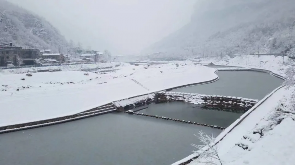 一場雪,讓太行大峽谷變成了一幅水墨畫 一場雪,讓太行大峽谷變成了一幅水墨畫
