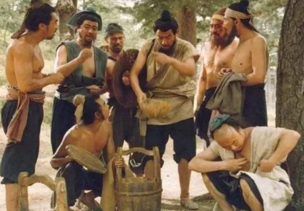 吳用臨死前才明白，梁山真正的大哥，從來都不是宋江