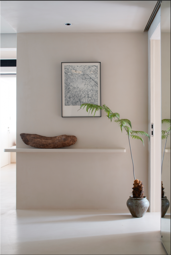 客廳有7m橫窗，女主人建議不裝窗戶全家人都同意了