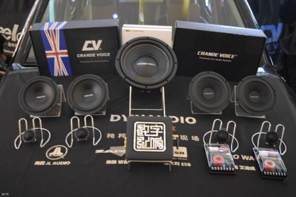 不負每份熱愛,昆明發燒友給您動聽音響-賓士GLK400汽車音響改裝 不負每份熱愛,昆明發燒友給您動聽音響-賓士GLK400汽車音響改裝