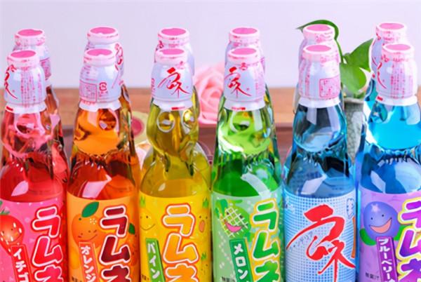 二戰各國軍人都喝啥?德軍芬達、日軍彈珠汽水,中國軍人喝的啥 二戰各國軍人都喝啥?德軍芬達、日軍彈珠汽水,中國軍人喝的啥