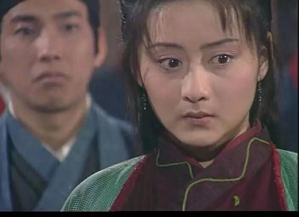 陳德容、黃奕、孫菲菲，扒一扒那些出道驚豔但很快長殘的美女們