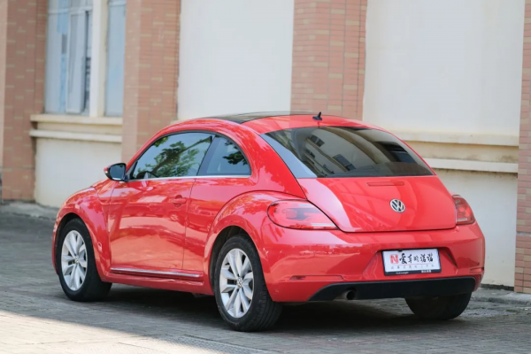 大眾 甲殼蟲:動力入門配置到頂,實惠又有品 大眾 甲殼蟲:動力入門配置到頂,實惠又有品