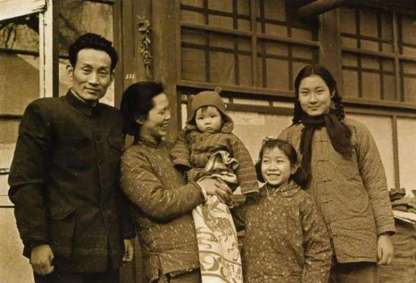 一生&OpenCurlyDoubleQuote;不離&rdquo;酒，活到112歲，酒界泰斗如此長壽，和酒有關嗎？