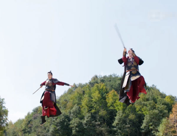 同樣是打仗場面，別的古裝劇都是千軍萬馬，《嘉南傳》有點敷衍了