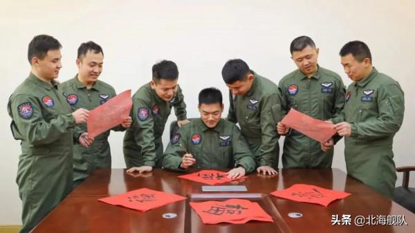 滿屏祝福！北部戰區海軍官兵給您拜年啦