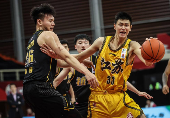 8分鐘砍6分!2.17米新神塔展現挑大樑潛質 李楠該重用兒子了? 8分鐘砍6分!2.17米新神塔展現挑大樑潛質 李楠該重用兒子了?