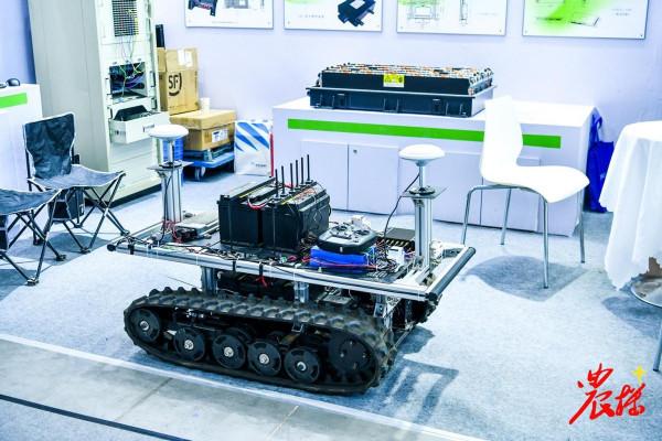 無人拖拉機 無人艇 無人飛機 數字系統，國際農機展上樣樣有