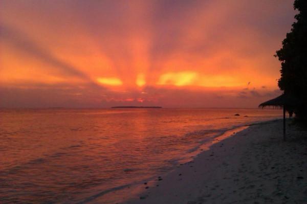 既然連死都不怕了,不如在死之前看看這個世界 既然連死都不怕了,不如在死之前看看這個世界