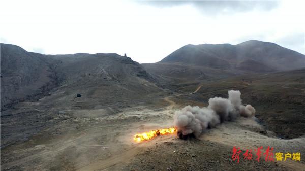 海拔4000米,直擊高原演訓場 海拔4000米,直擊高原演訓場