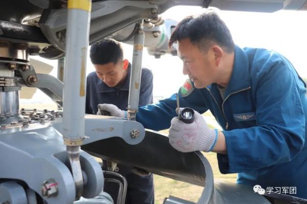 老兵的獨家記憶丨從“小徒弟”到“大師傅”，他沒給老班長丟臉