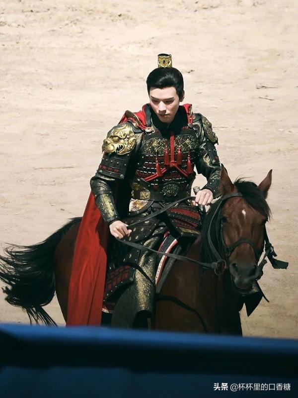 10位男神新古裝造型！肖戰《玉骨遙》仙氣、龔俊《安樂傳》霸氣