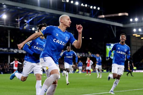 體壇聯播｜樊振東世界盃決賽對陣張本智和，丁俊暉再遭一輪遊