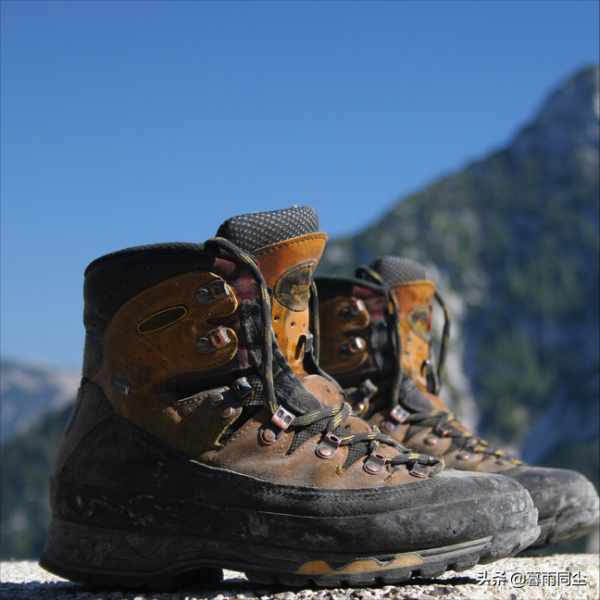 衡量徒步鞋、登山靴優劣的10大指標,揹包客、戶外工作者必備常識 衡量徒步鞋、登山靴優劣的10大指標,揹包客、戶外工作者必備常識