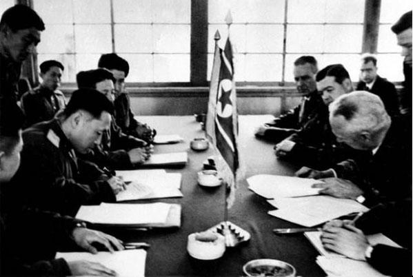 1964年美國屢次在南海挑釁，面對威脅，毛主席：他們來搗亂，就打