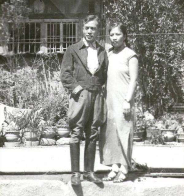 紅色女特工打入國軍內部，卻愛上了策反物件，周恩來：你們結婚吧