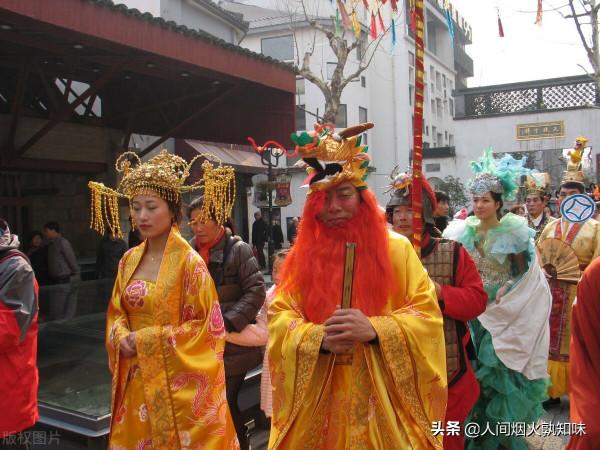 綿竹野史：玉皇觀原為龍太子修煉之所，農夫偶遇其真容被嚇得半死