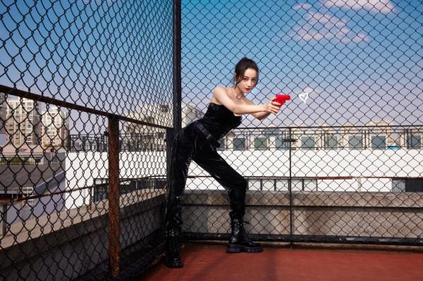 235號“女神”迪麗熱巴