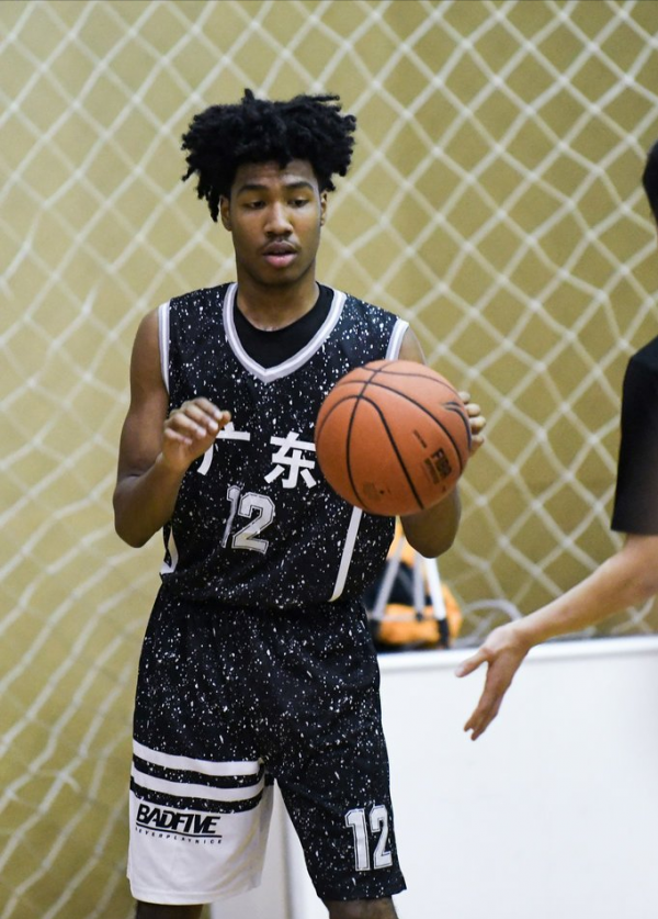 模板威少？他是宏遠隊史首位混血球員！獲朱芳雨稱讚！如今怎樣了