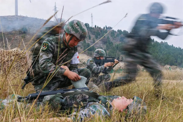 第71集團軍某旅：衛勤淬火！硬+實！
