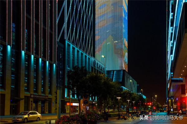 多圖預警！燈光點亮海河岸，國慶首日濱城是這樣的