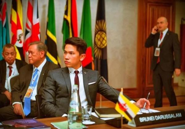 汶萊最帥王子堪比哈曼丹:母親和王后平起平坐,準王妃是豪門千金 汶萊最帥王子堪比哈曼丹:母親和王后平起平坐,準王妃是豪門千金