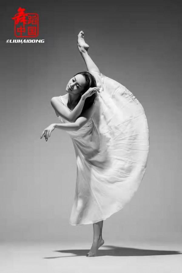 軍旅舞蹈《步調一致》述評 軍旅舞蹈《步調一致》述評