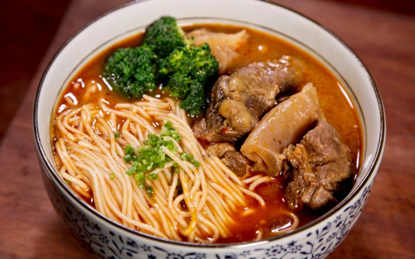 為什麼石家莊的特色美食是安徽正宗牛肉板面? 為什麼石家莊的特色美食是安徽正宗牛肉板面?