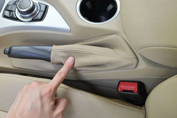 十萬買二手SUV寶馬X1,人車合一,到手即開 十萬買二手SUV寶馬X1,人車合一,到手即開