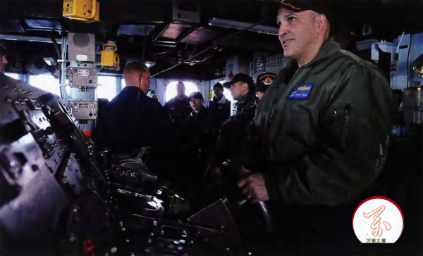 軍艦還能這樣玩,美軍“菲茨傑拉德”號驅逐艦撞船經過和細節 軍艦還能這樣玩,美軍“菲茨傑拉德”號驅逐艦撞船經過和細節