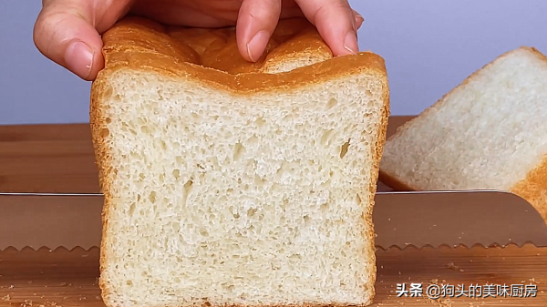 麵包這樣做簡單又好吃,不用揉出膜,蓬鬆柔軟,想失敗都難 麵包這樣做簡單又好吃,不用揉出膜,蓬鬆柔軟,想失敗都難