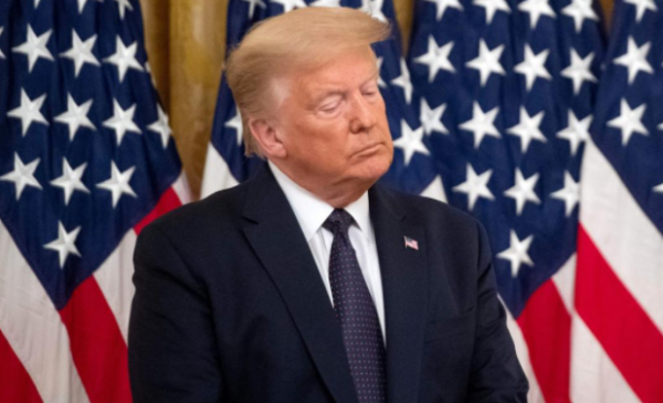 又來刷存在感，特朗普信口開河，宣稱中俄拆解美遺棄直升機