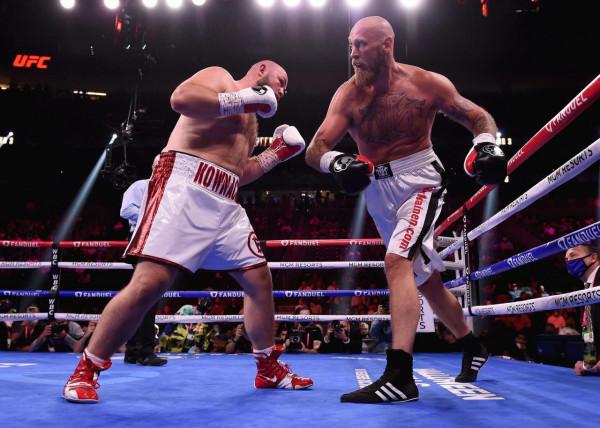 原形畢露！科納奇堅持了六個回合，再次被芬蘭老將海倫紐斯擊敗